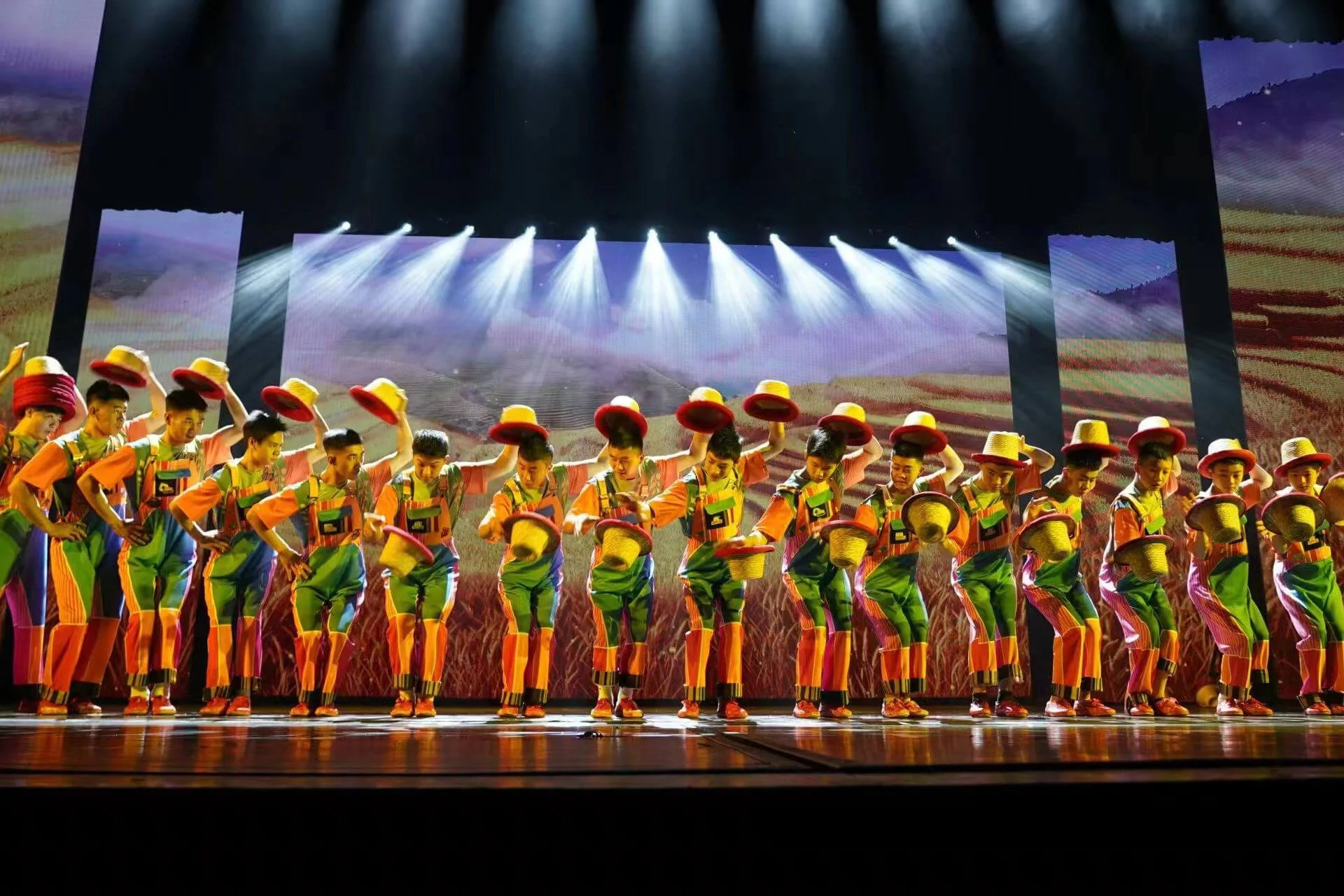 红剧场杂技演出8月3日重启